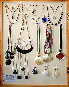 Fine and costume jewellery in a variety of styles